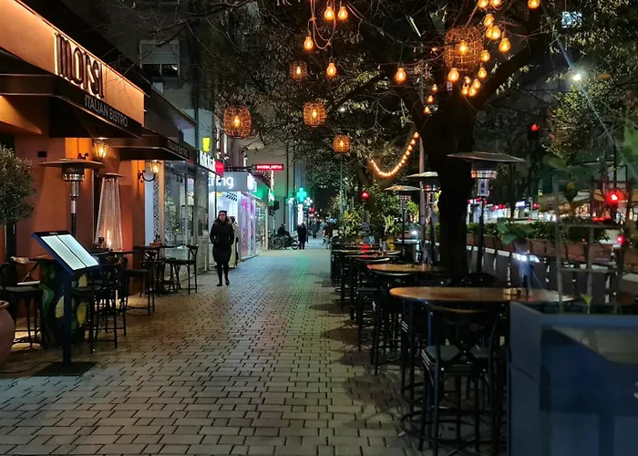 Zaimeen Apartments In Bllok Area