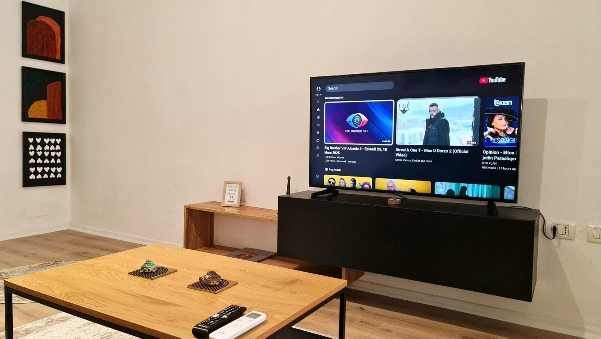 Appartement Zaimeen In Bllok Area Tirana